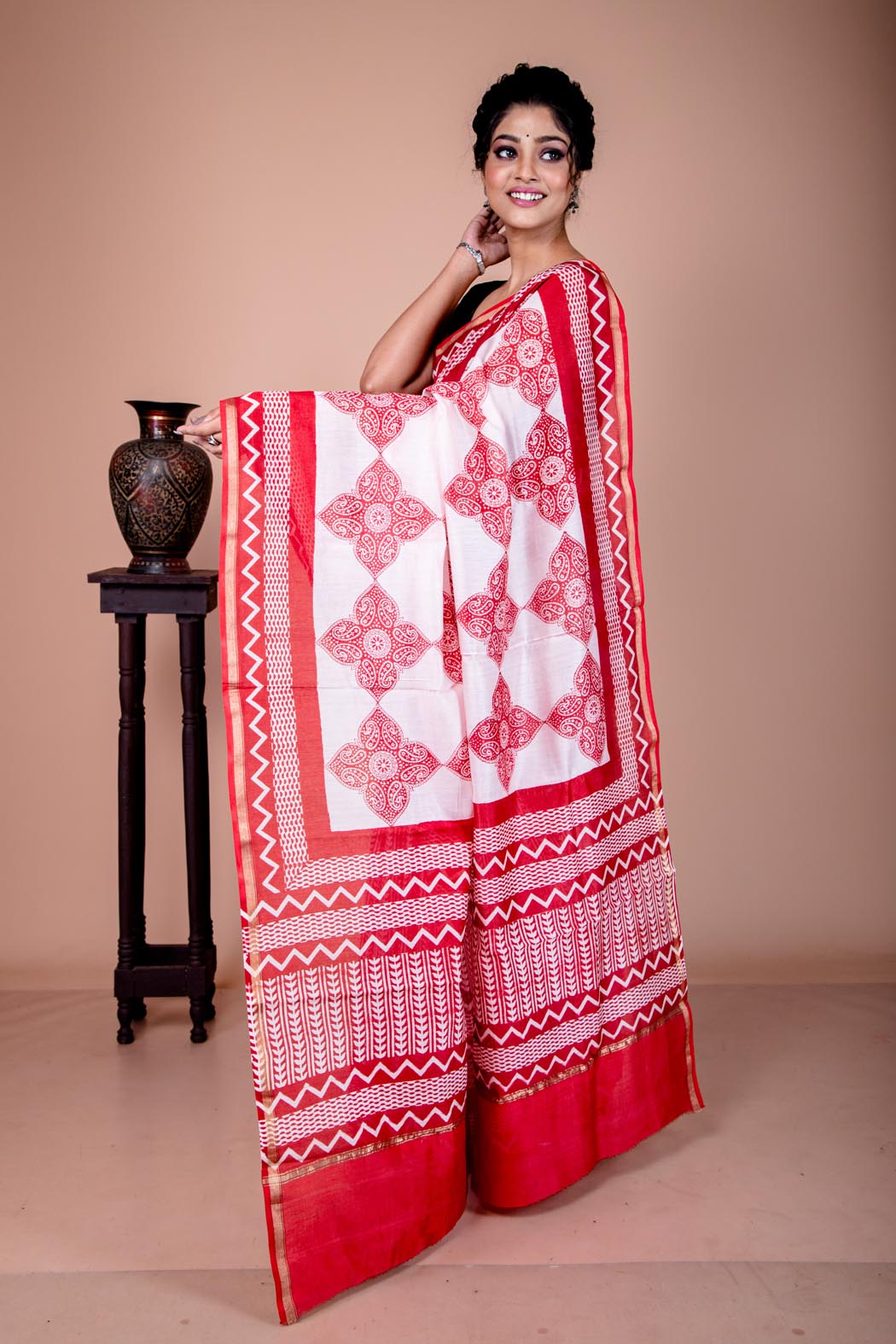 Red And White Chanderi Block Print Saree-2 -Ramdhanu Ethnic