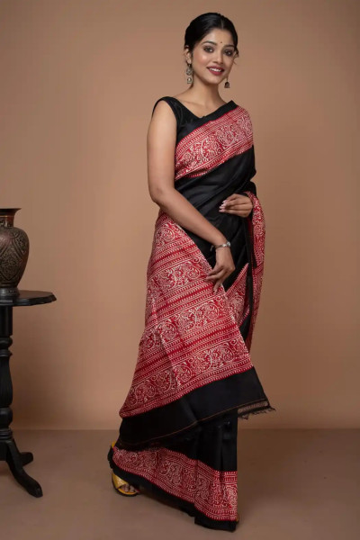 Traditional Look in Black and Red Silk Saree-2 -Ramdhanu Ethnic