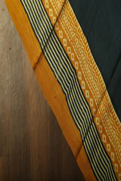 Yellow Pure Silk Saree in Wood Block Prints-3 -Ramdhanu Ethnic