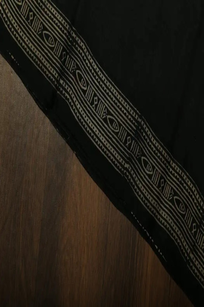 Black Ikkat Saree in Wood Block Print on Pure Silk-3 -Ramdhanu Ethnic