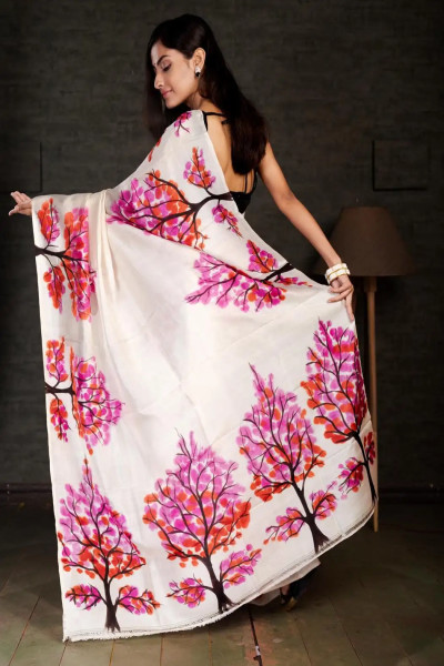 White Colour Silk Saree with Contrast Blouse Piece-1 -Ramdhanu Ethnic