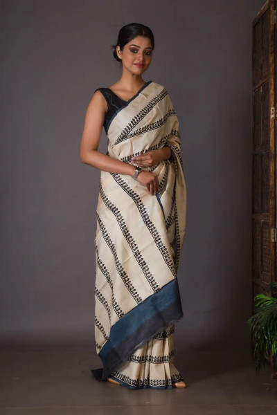 Off-white Block Printed Traditional Tussar Silk saree-2 -Ramdhanu Ethnic