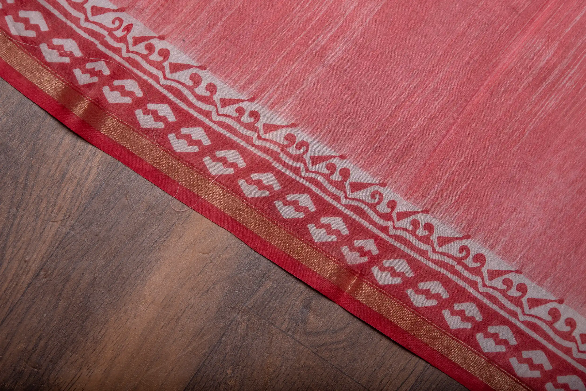 Traditional Red Chanderi Saree with Geometric Prints-3 -Ramdhanu Ethnic