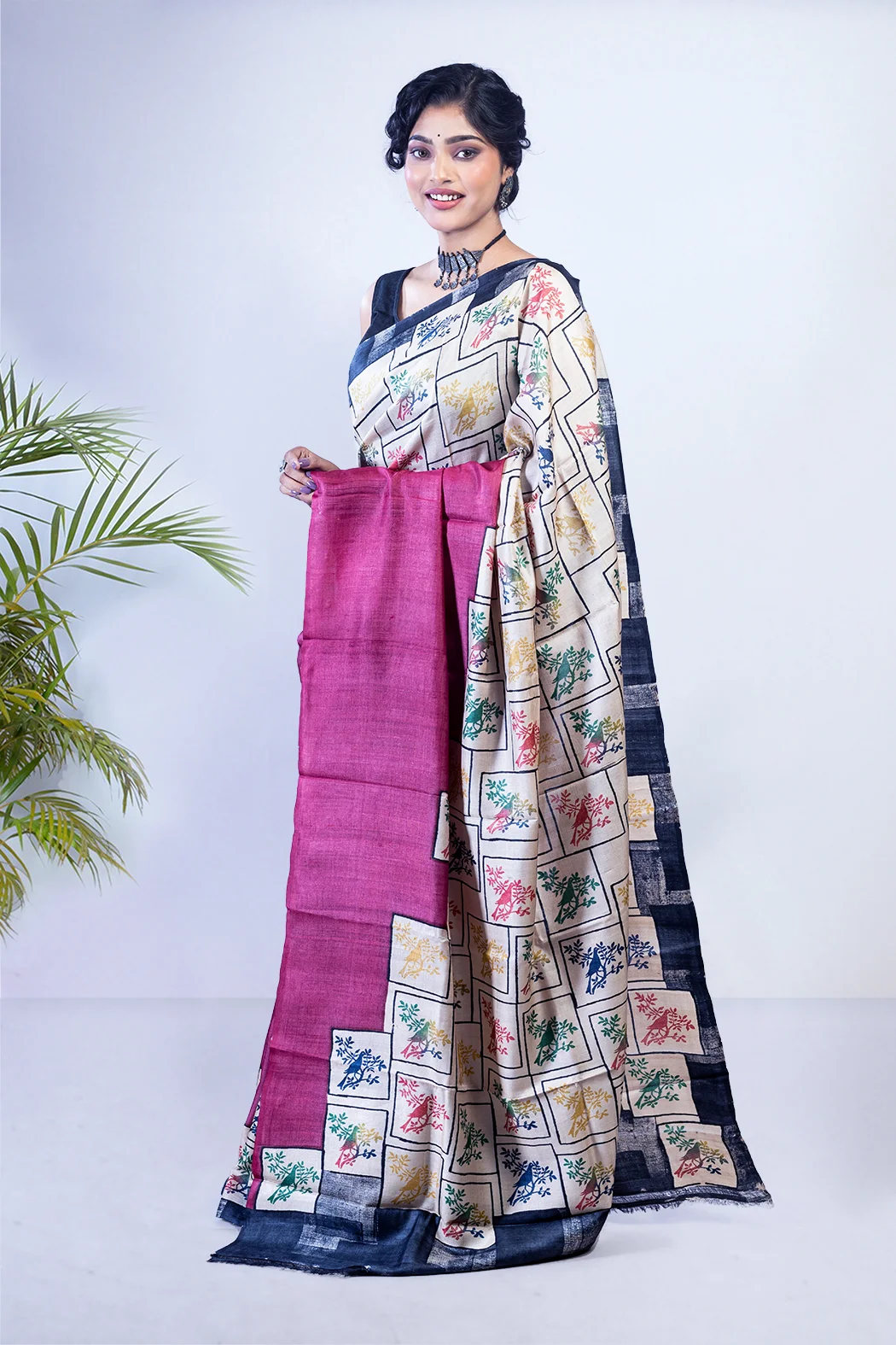 Maroon colored saree has become everyone's favorite-1 -Ramdhanu Ethnic