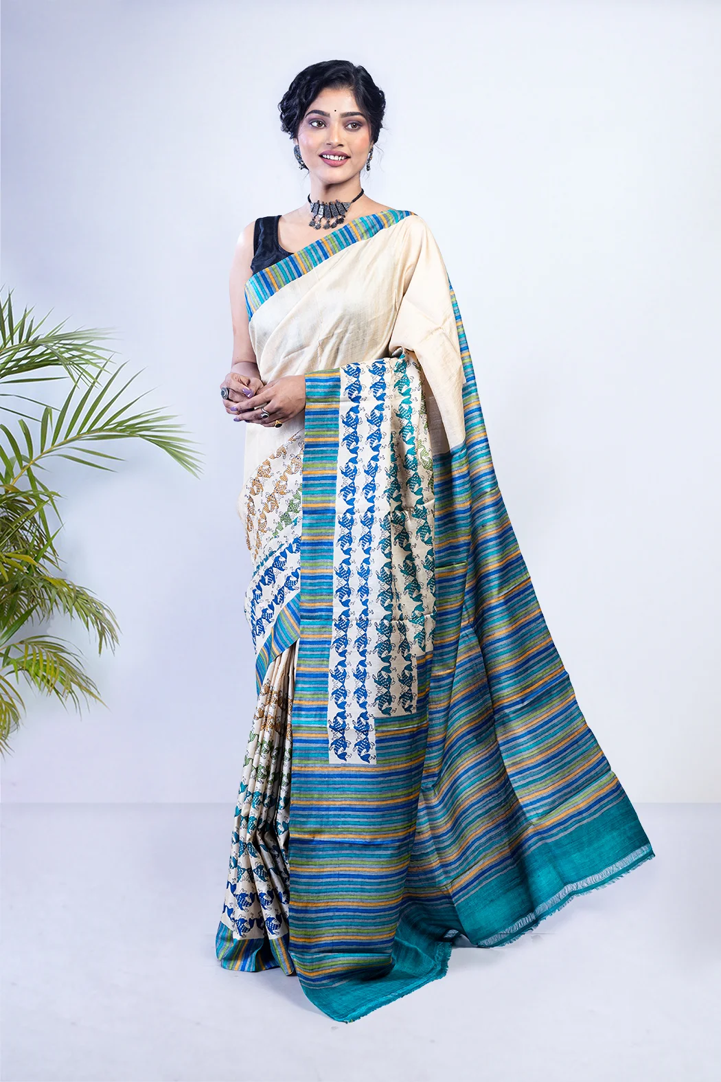 Buy this classic off-white saree-1 -Ramdhanu Ethnic