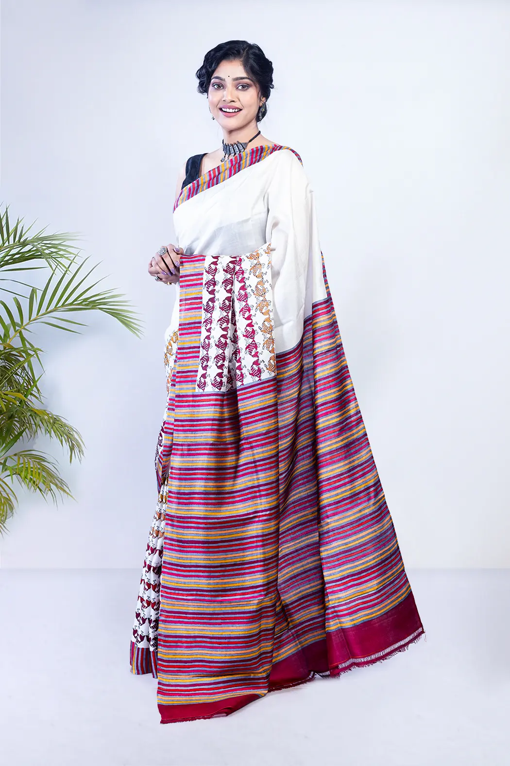 Buy this classic white saree-1 -Ramdhanu Ethnic