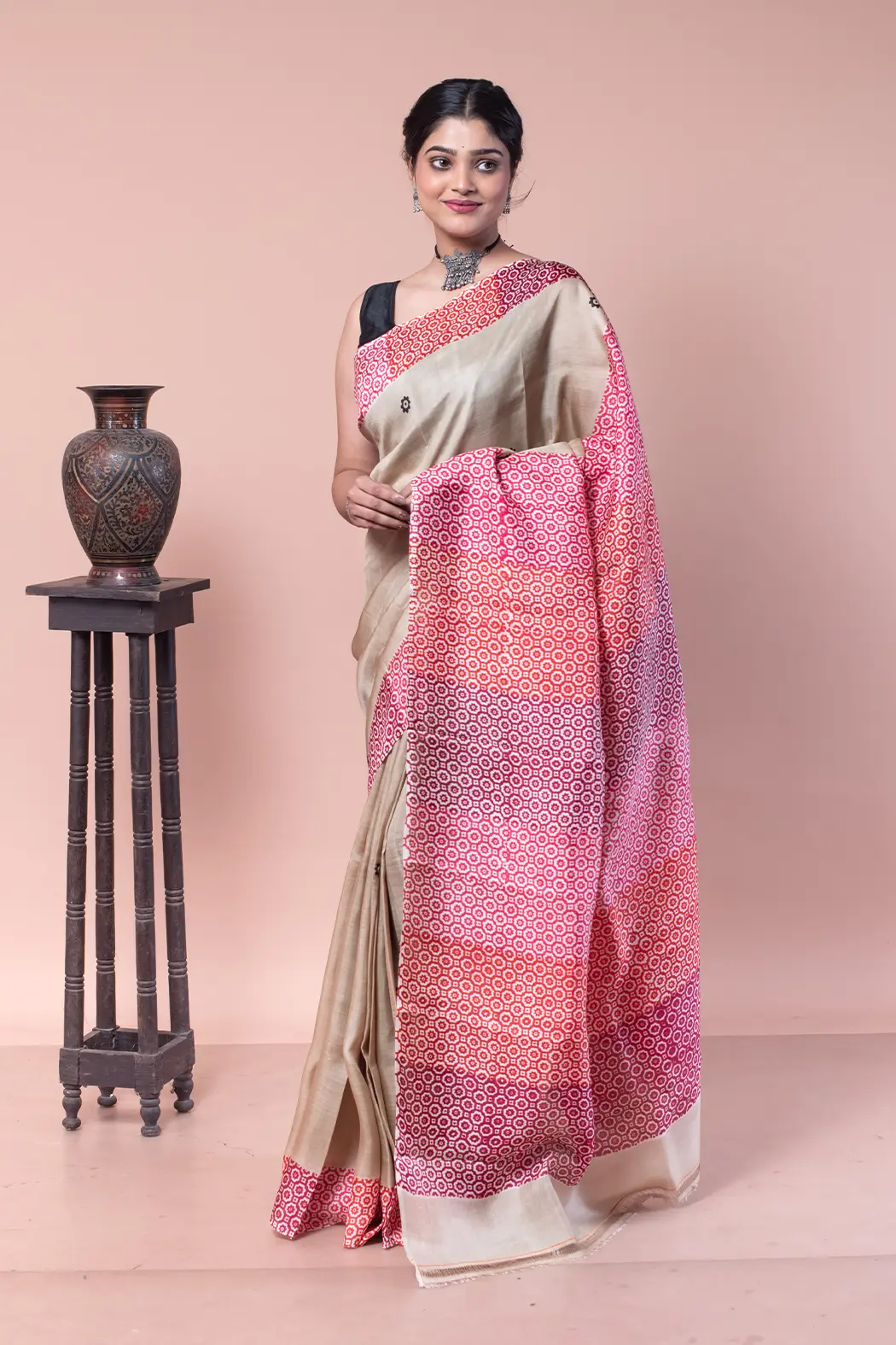 Buy beige color silk saree for any day time event-1 -Ramdhanu Ethnic