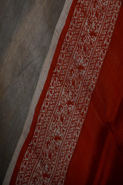 Buy the most beautiful red and white saree from Ramdhanu Ethnic-3 -Ramdhanu Ethnic
