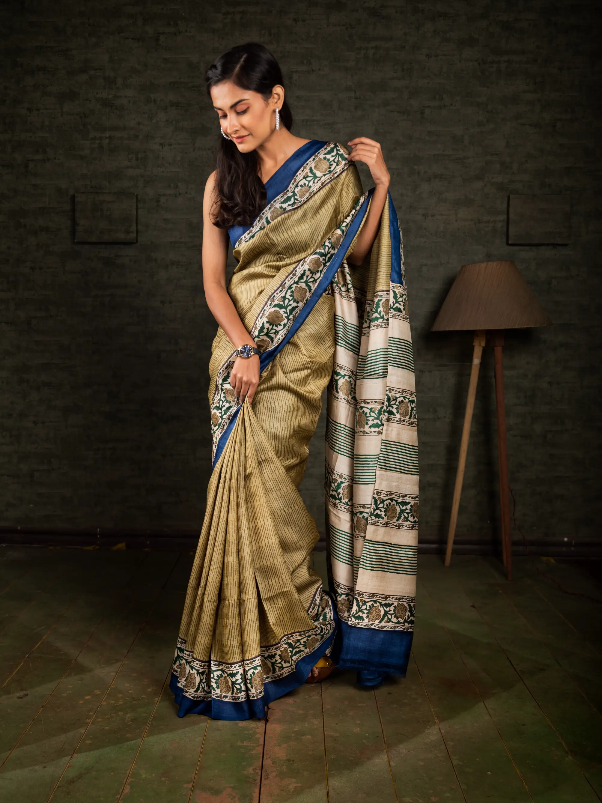 Buy Green and blue combination sarees online-2 -Ramdhanu Ethnic
