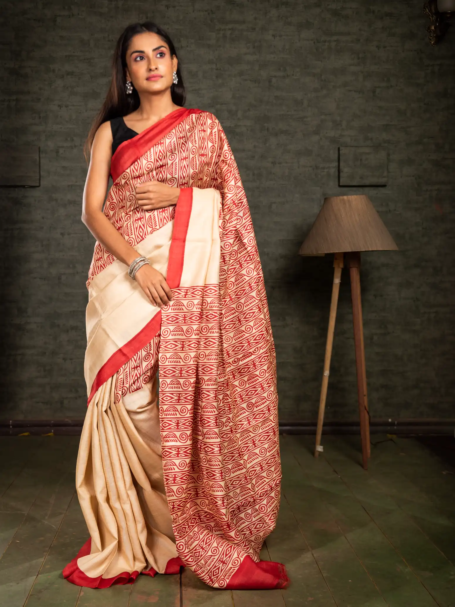 Shop this beautiful tussar saree at an affordable price-1 -Ramdhanu Ethnic