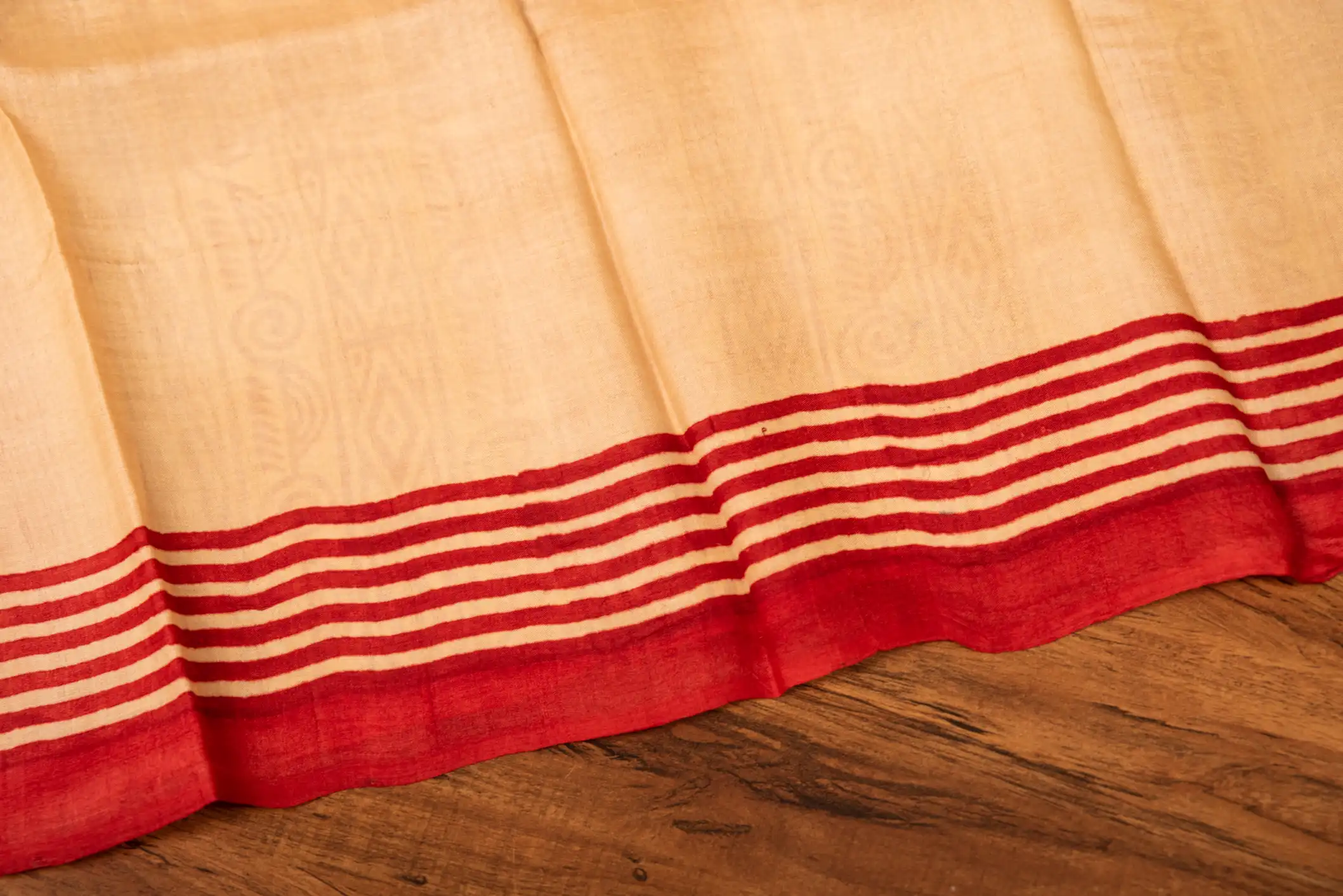 Shop this beautiful tussar saree at an affordable price-3 -Ramdhanu Ethnic