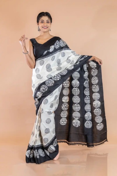 Wood Block Printed White Silk Saree with Blouse Piece -Ramdhanu Ethnic