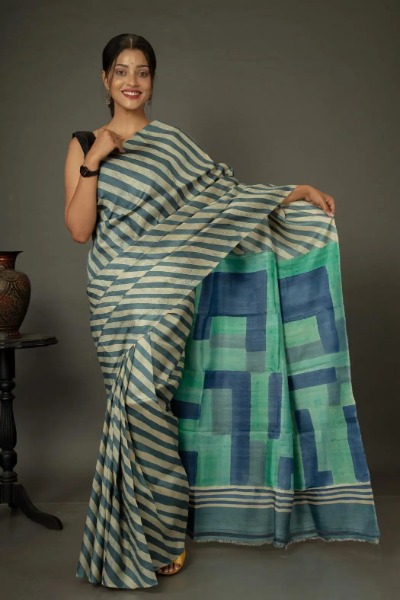 Modern Lehariya Saree in White and Blue Combination -Ramdhanu Ethnic