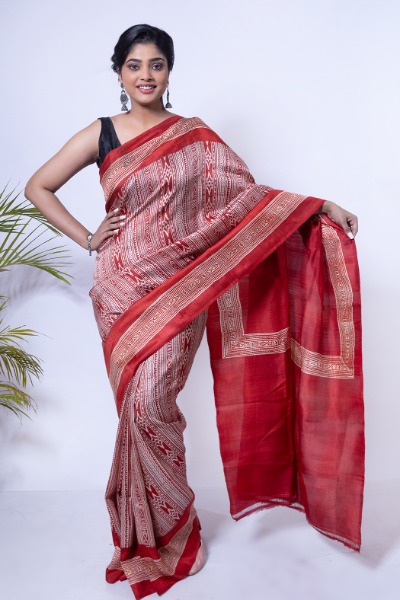 Red and White Printed Silk Saree with Blouse Piece -Ramdhanu Ethnic
