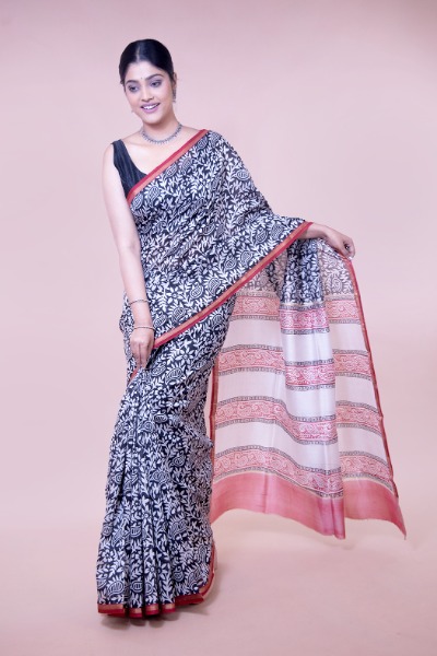 Buy Red Silk Chanderi Woven Thread Saree For Women by Priyanka Raajiv  Online at Aza Fashions.