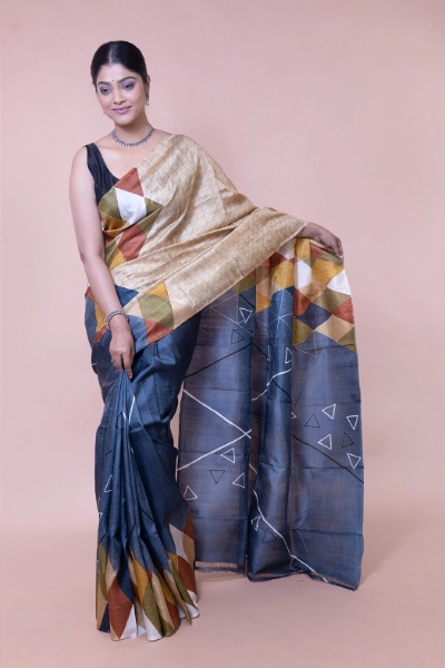 Elegant Silk Saree in Grey & Beige Combination -Ramdhanu Ethnic