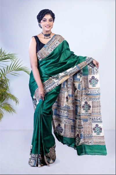 New Fancy Designer Saree For Party Wear Embroidery Work at Rs 999 in Surat