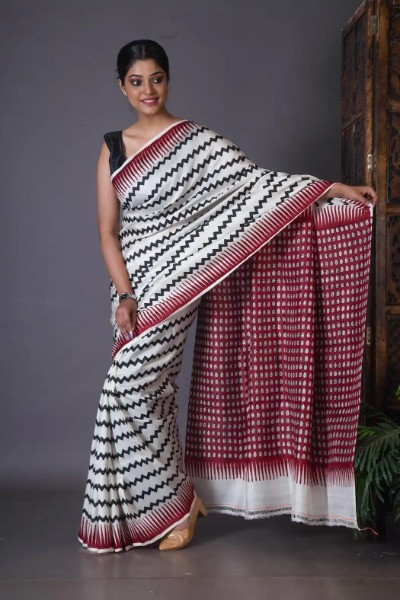 Temple Border Silk Saree in White & Maroon Combination -Ramdhanu Ethnic