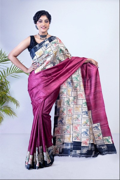 Maroon colored saree has become everyone's favorite -Ramdhanu Ethnic