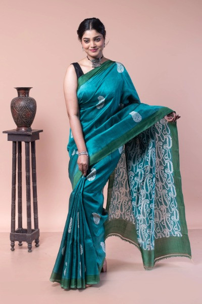Sea green pure silk saree is ideal for party wear -Ramdhanu Ethnic