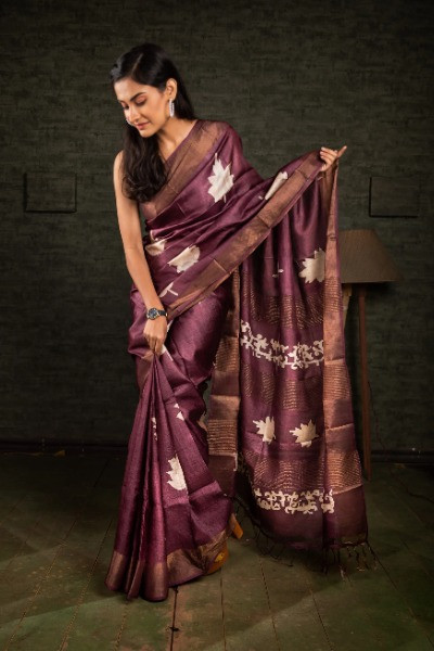 Brown sarees have already created a buzz for any evening event -Ramdhanu Ethnic