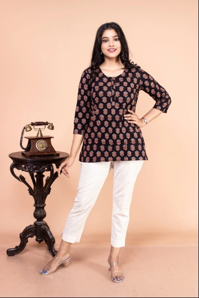 Black Ajrak Short Top -Ramdhanu