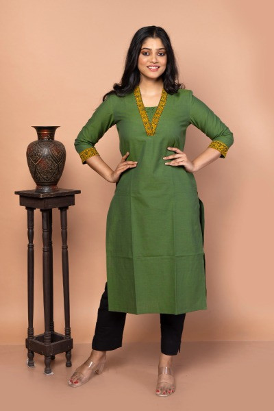 Handloom Solid Green Kimono Neck Kurta -Ramdhanu